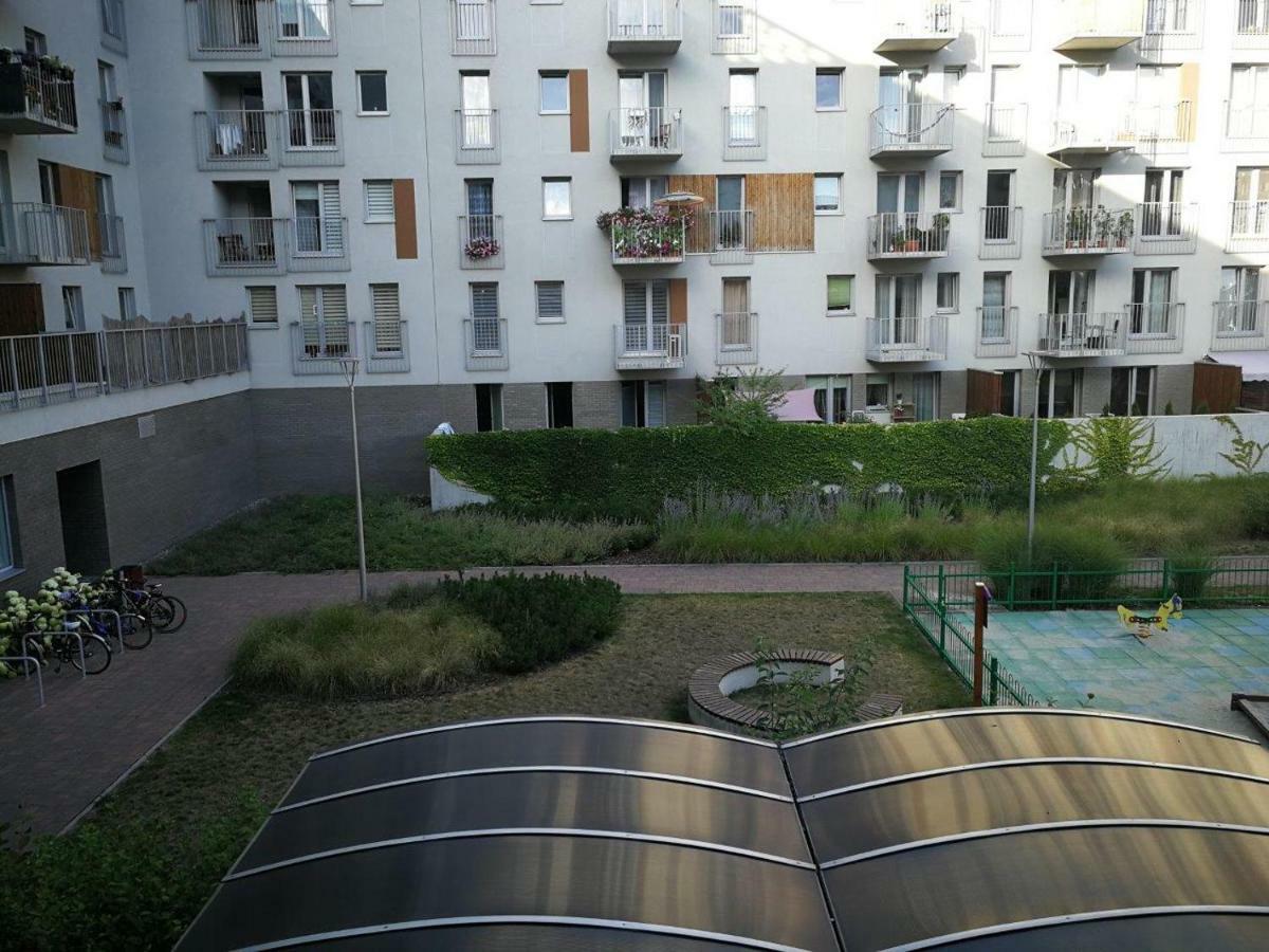 Apartament Nad Odra Z Tarasem วรอตซวาฟ ภายนอก รูปภาพ